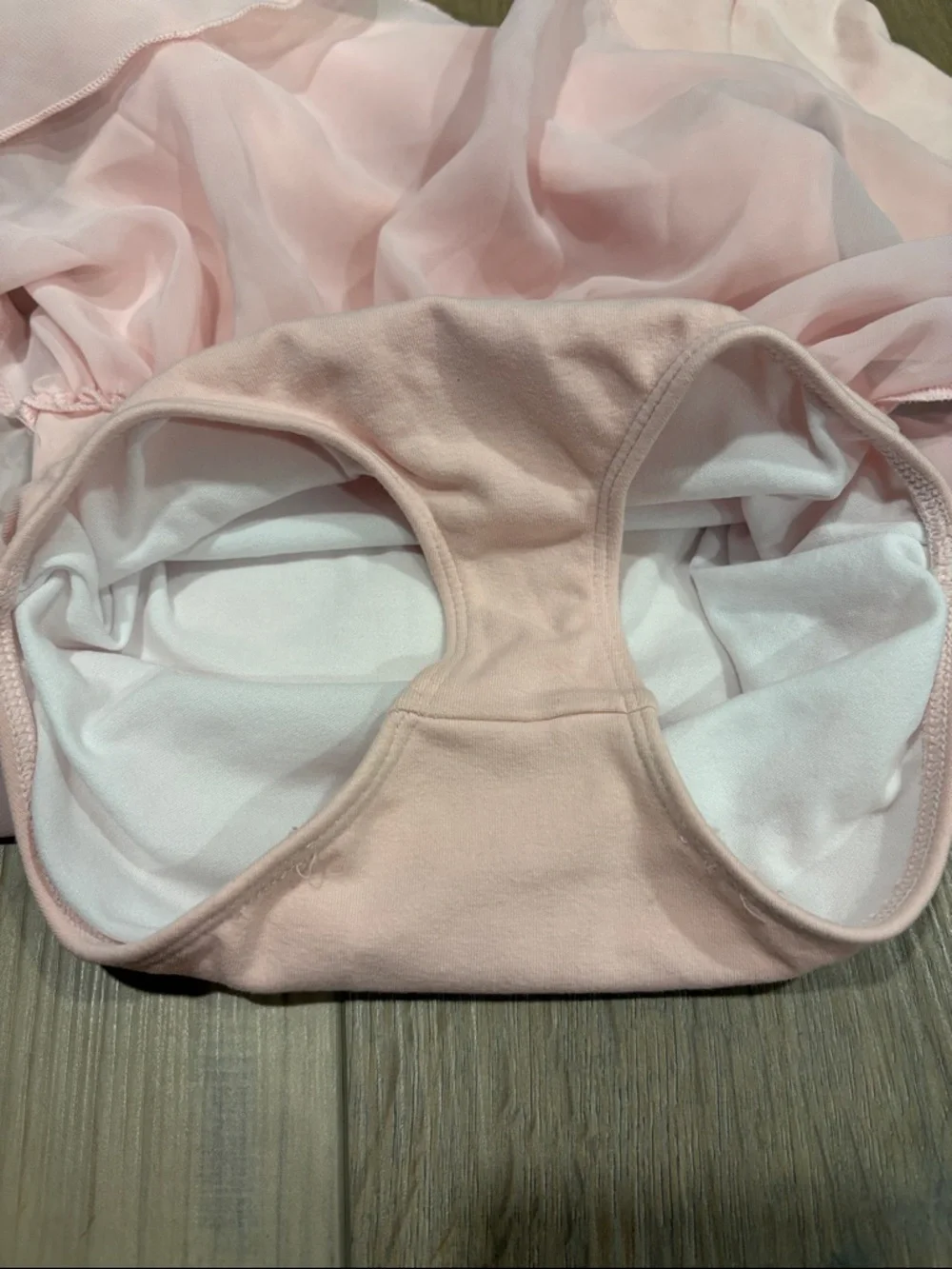 Bloch Light Pink Long-Sleeve Ballet Leotard with Layered Chiffon Skirt sz 6x 7